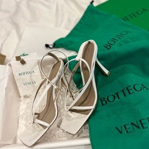 Bottega Veneta Stretch Strap Sandal, White, Size 37